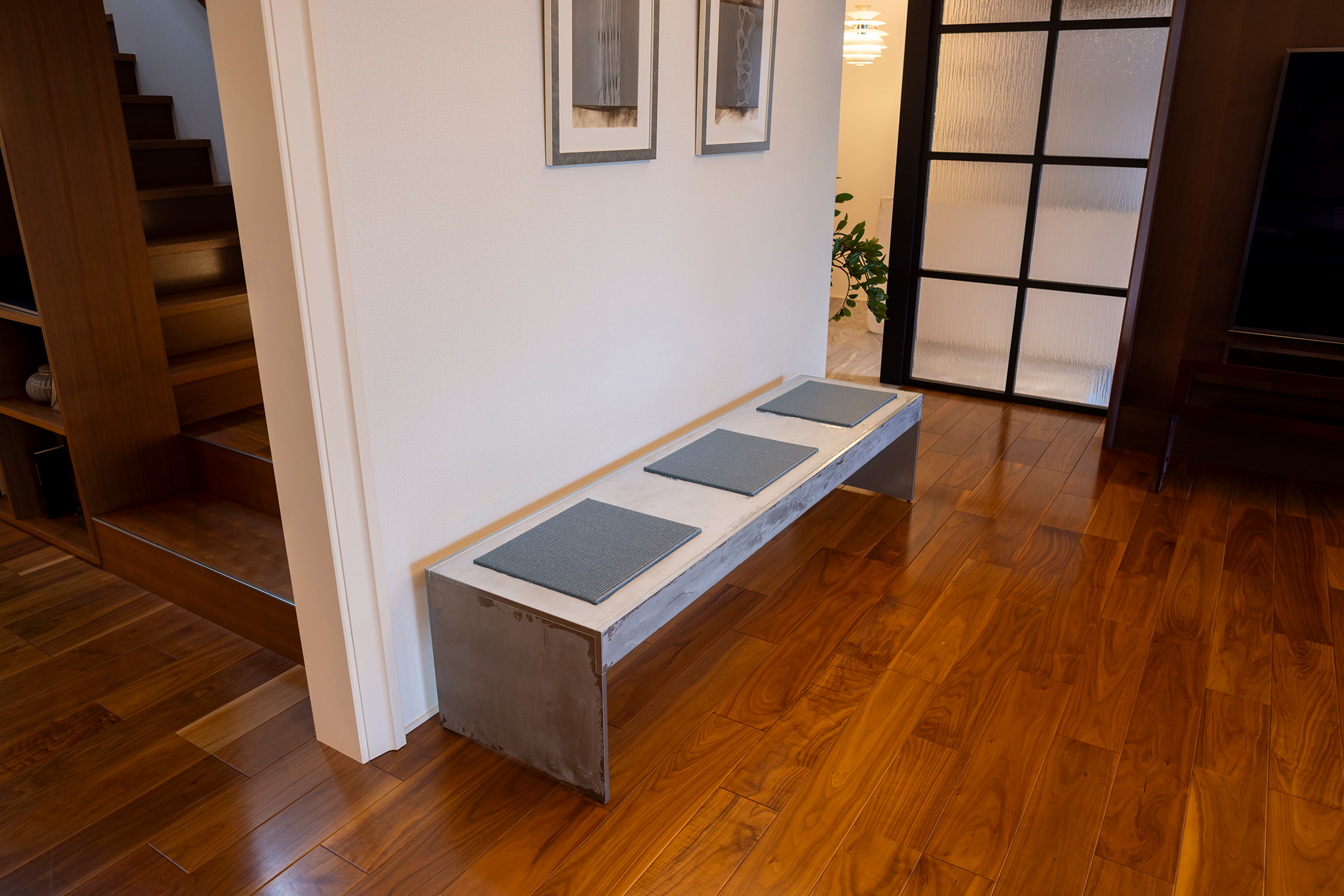ベンチ BENCH
